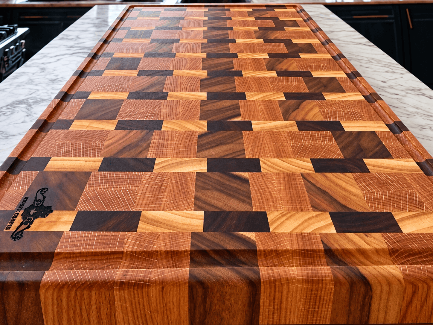 Custom cutting and charcuterie boards